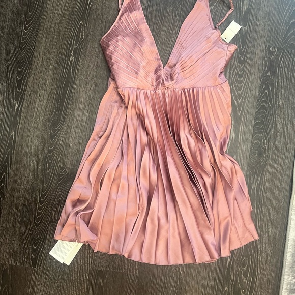 Abercrombie & Fitch Dusty Rose Satin Mini Dress - Picture 2 of 4